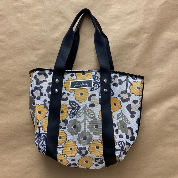 Vera Bradley Mesh Tote in Go Wild Pattern - Picture 1 of 6